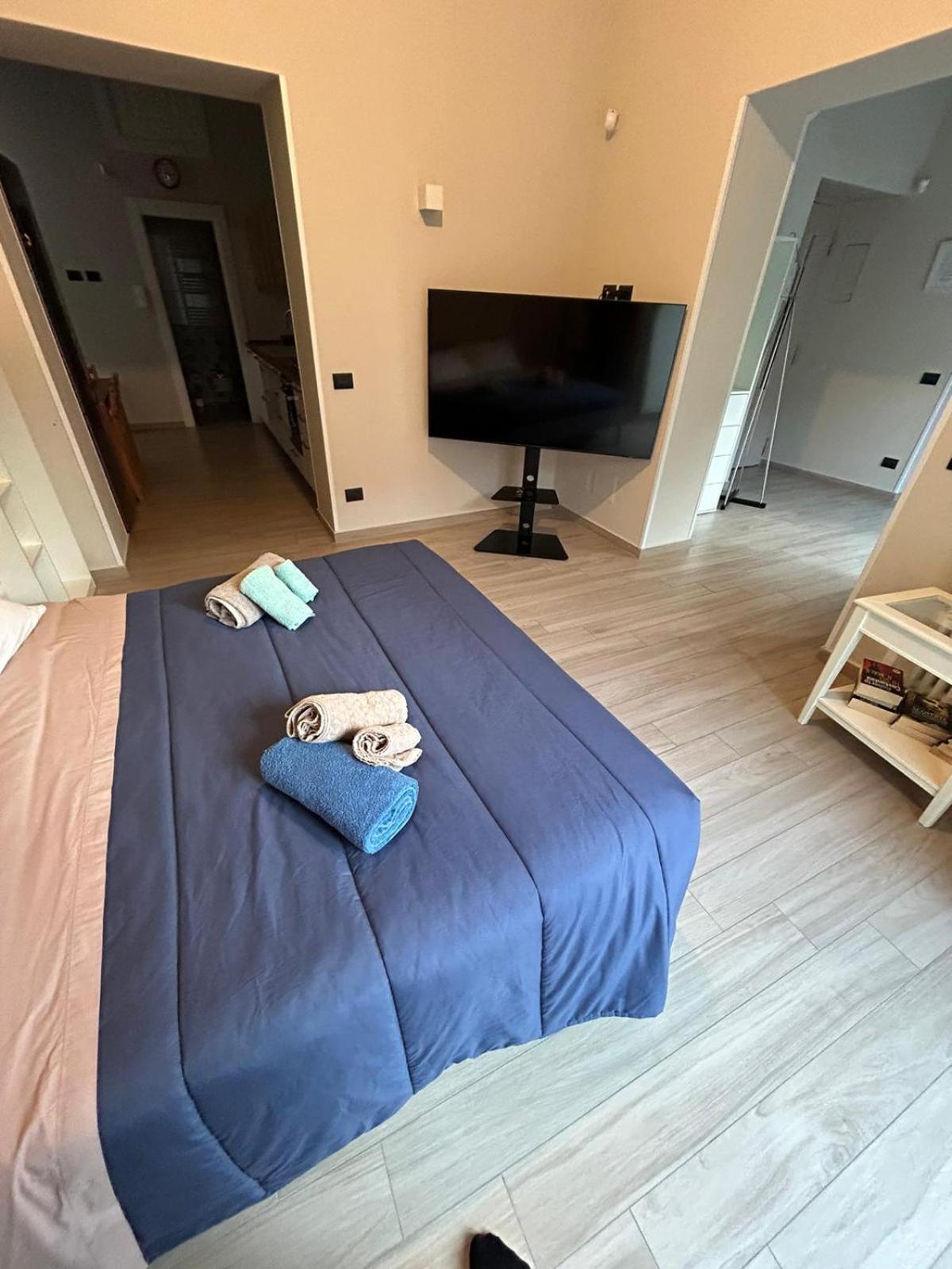 Cosy Domy Apartments Naples Luaran gambar